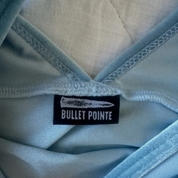 Light Blue V-Neck Bullet Pointe Leotard - Picture 3 of 3